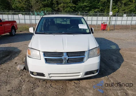 2008 Dodge Grand Caravan Sxt z USA, uszkodzony, nr VIN 2D8HN54P38R685381